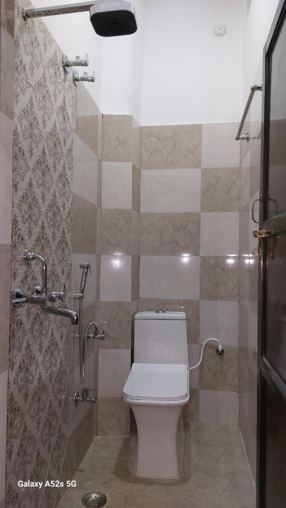 Narayani Paying Guest House Varanasi Bagian luar foto